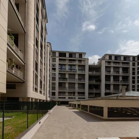 The Best Rent - Spacious Four-bedroom Close To Forlanini Distrct Milano
